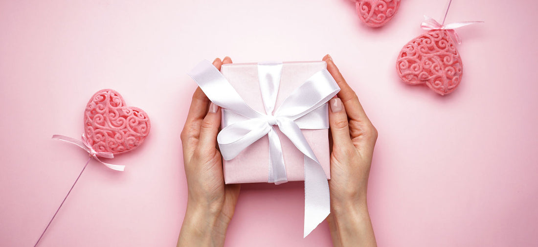 Best Valentines gifts for her UK